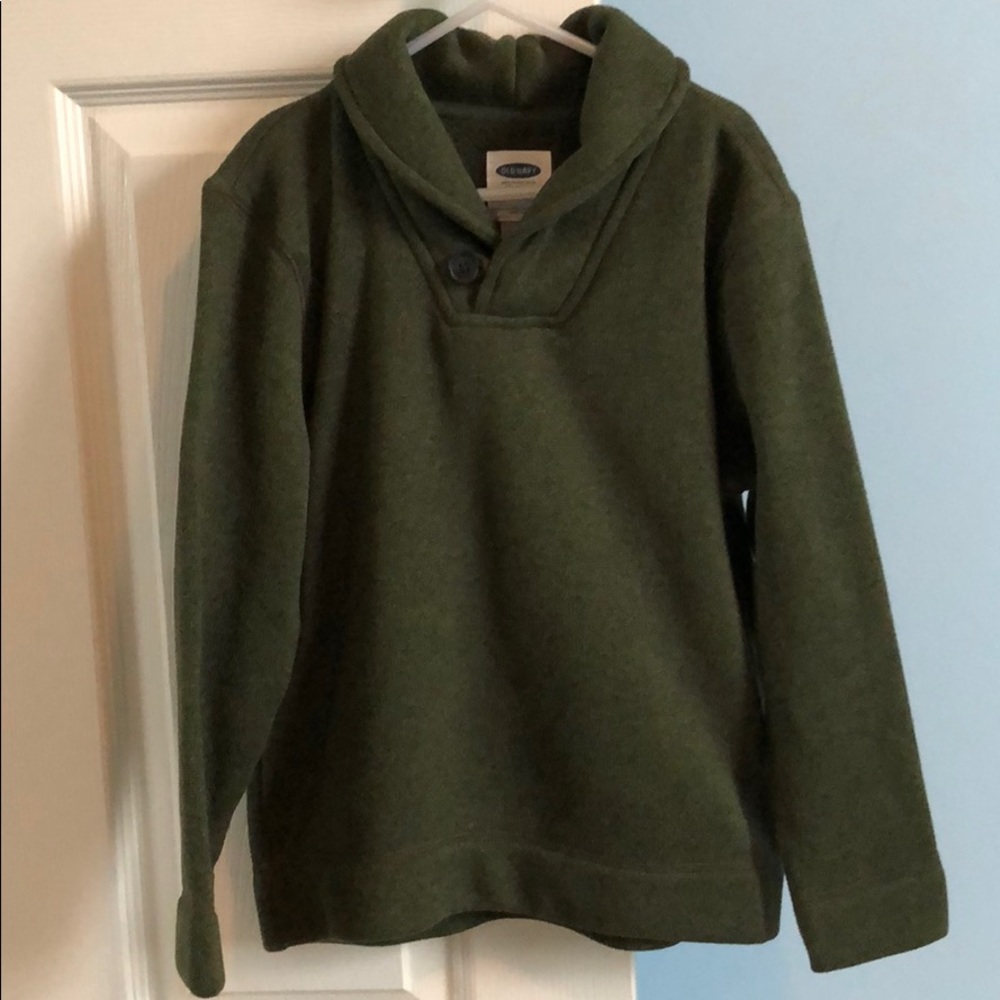 Boys Old Navy Sweater